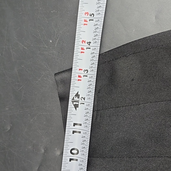 Black Pleated Skirt 2 - Picture 5 of 8